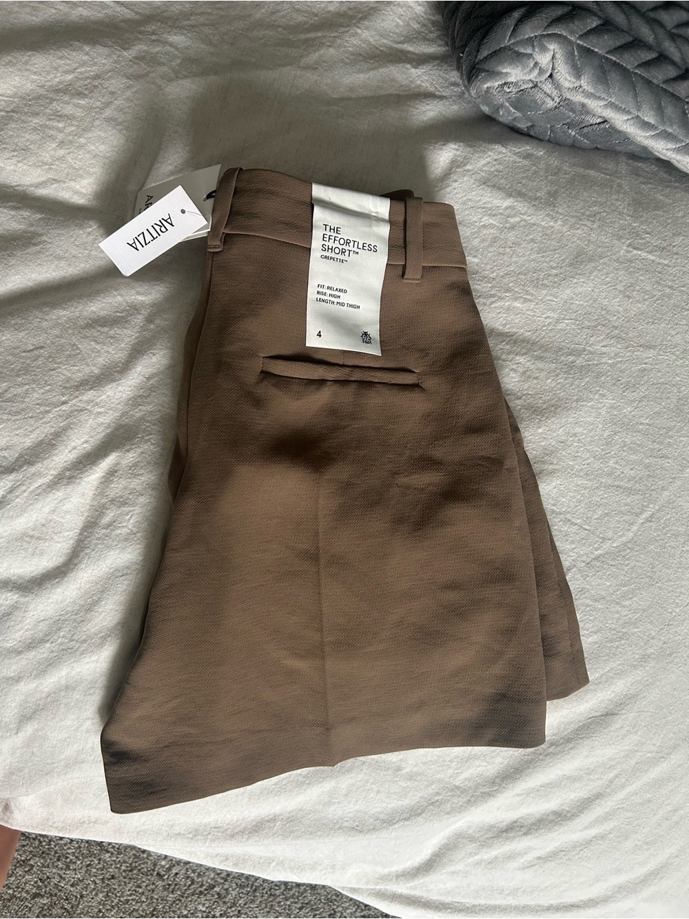Aritzia The Effortless Short - Chocolate Brown